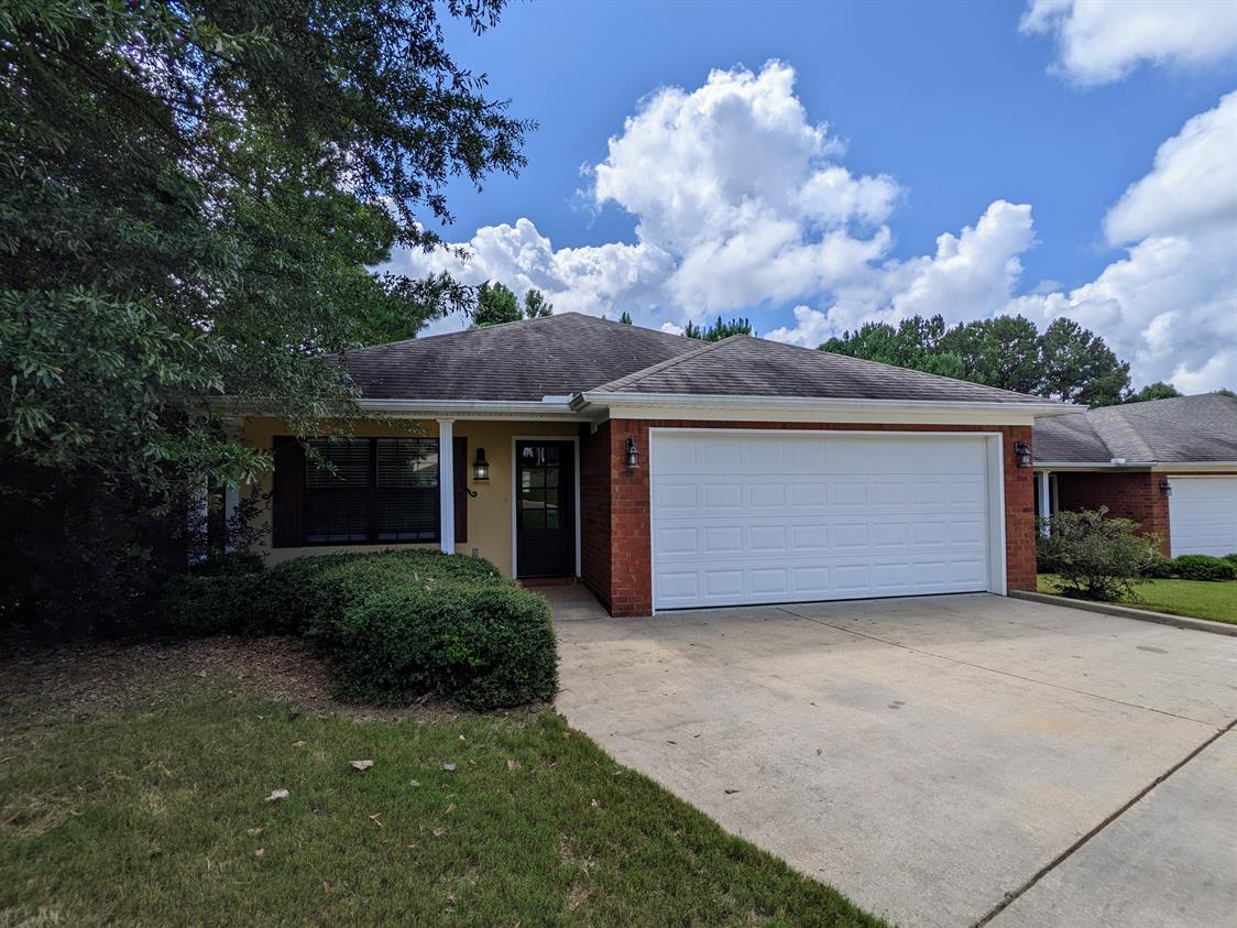 250 Logan Lee Loop